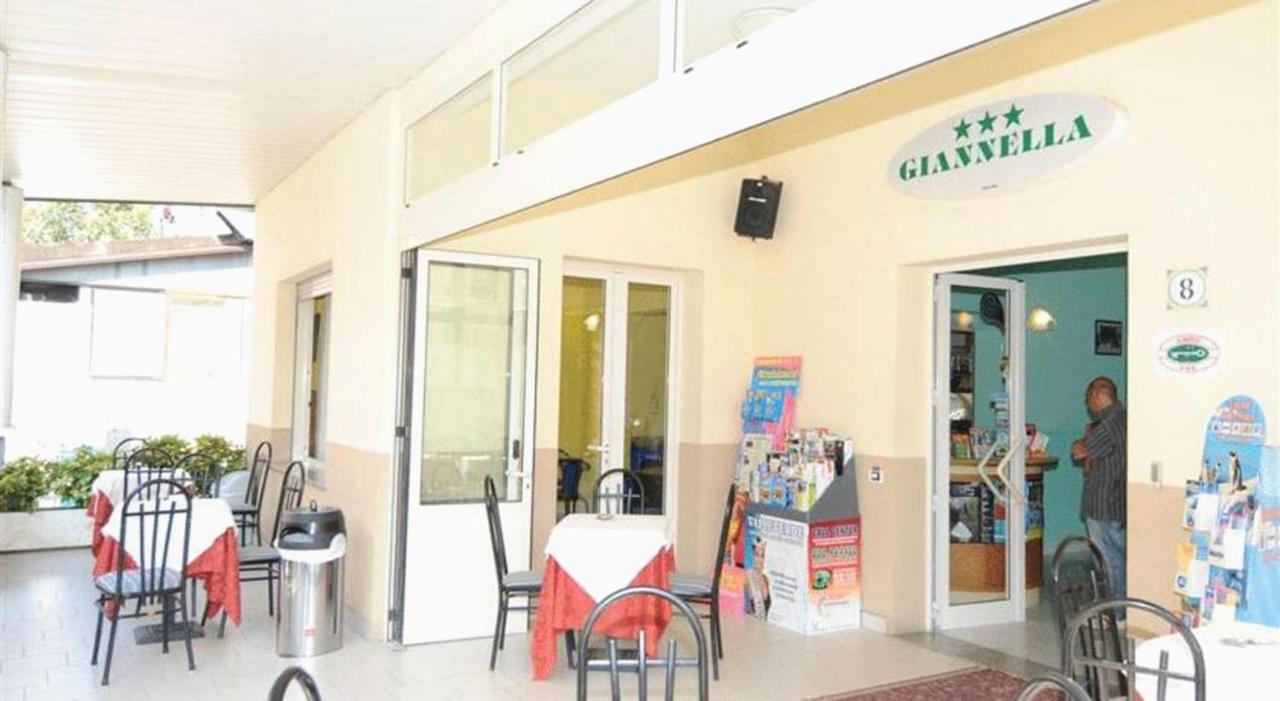 Hotel Giannella Rimini Exterior foto
